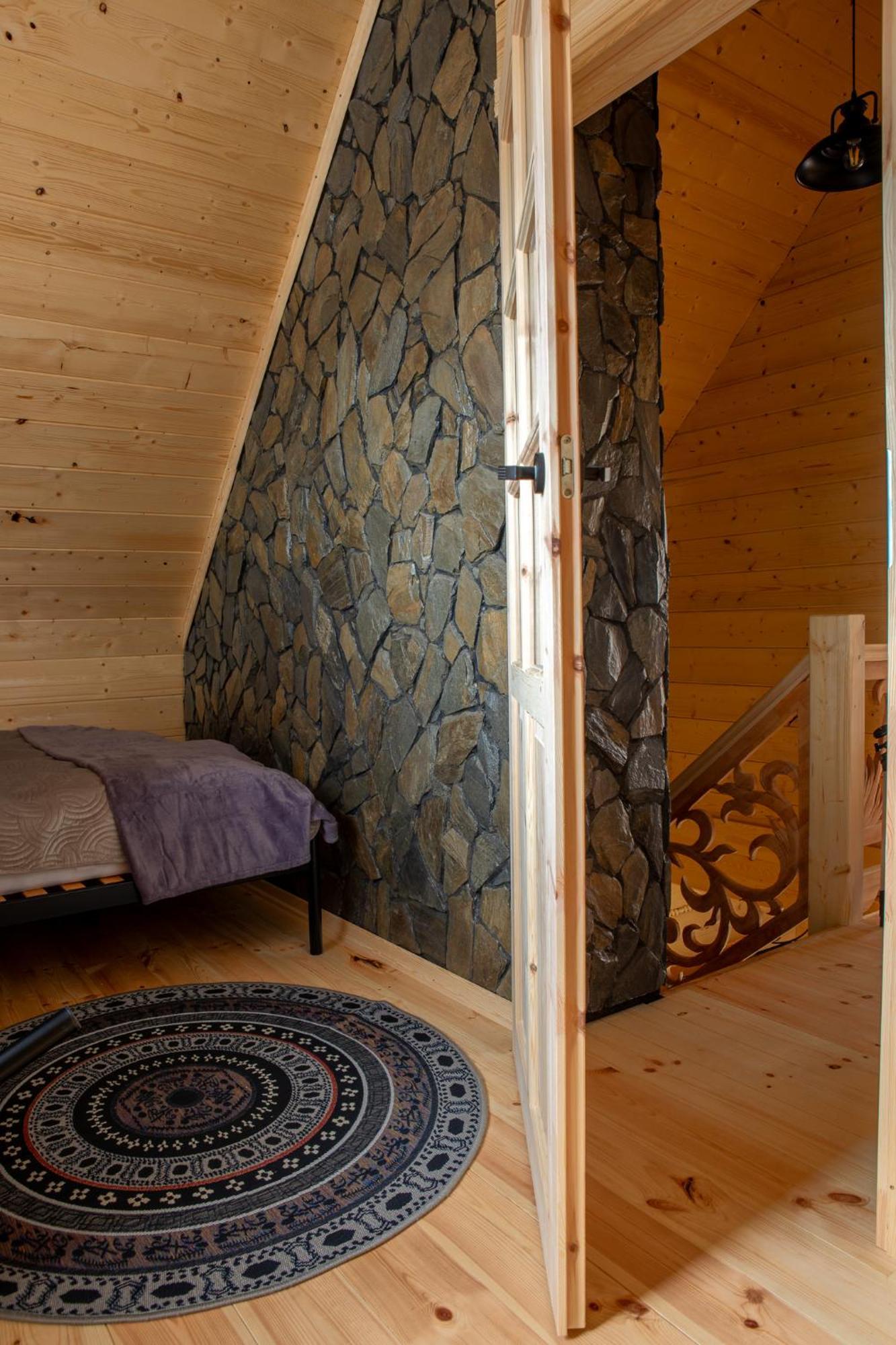 Czarny Kot Z Kominkiem I Sauna Chalet *