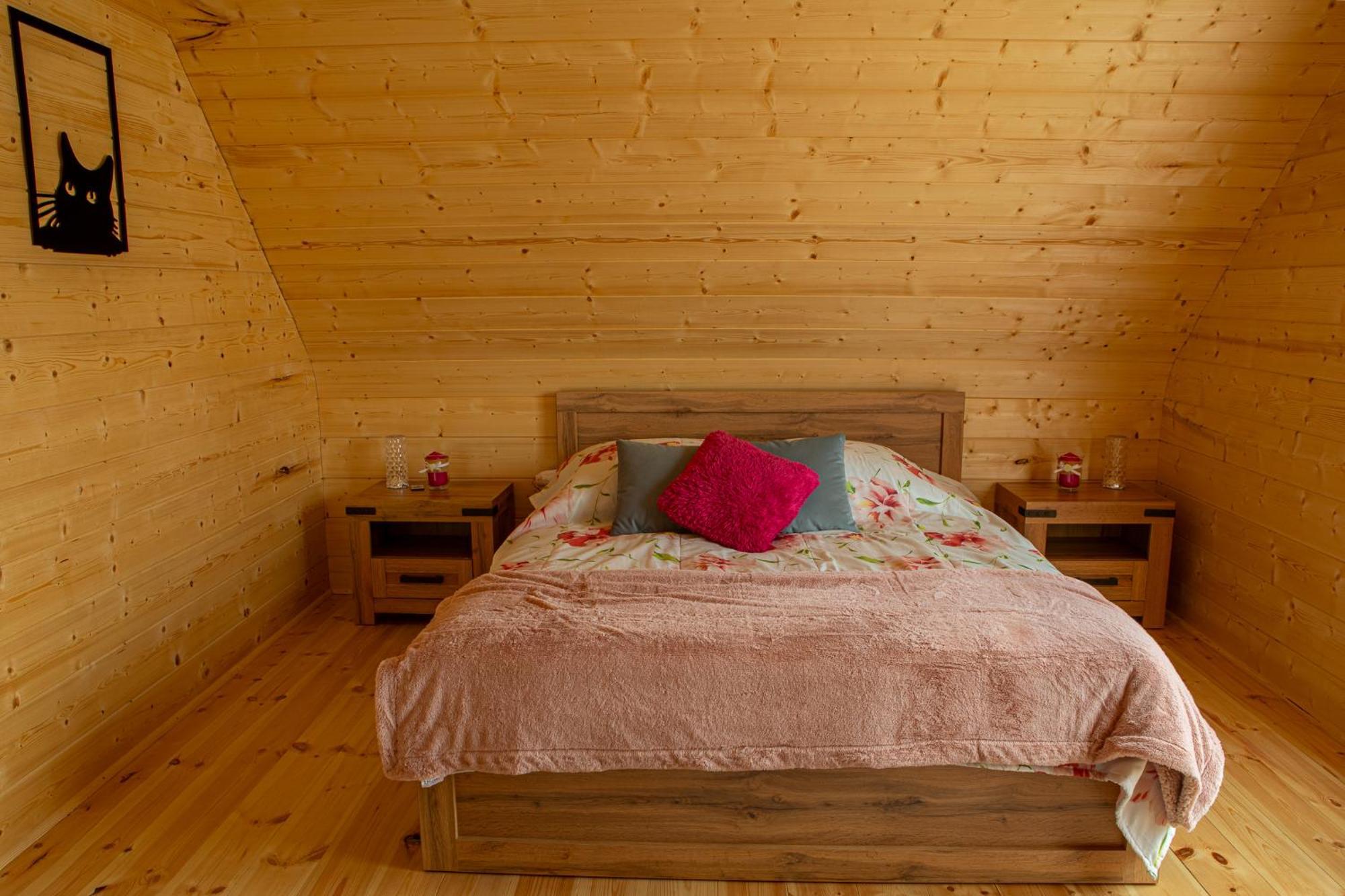 Chalet Czarny Kot Z Kominkiem I Sauna